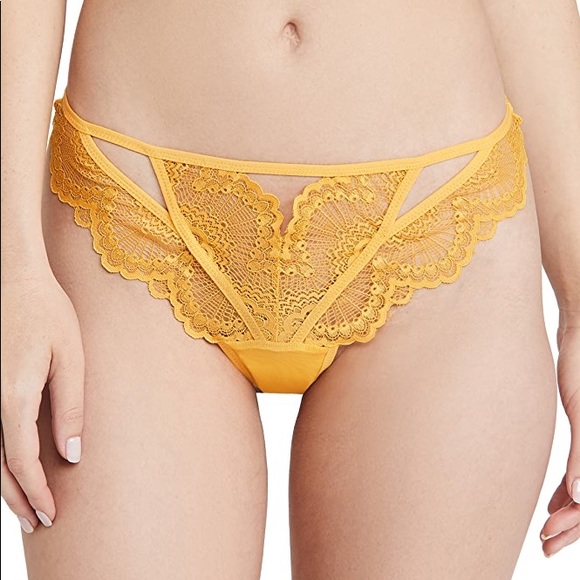 ❌SOLD❌ Thistle & Spire Kane Bra & Thong set - Picture 8 of 8